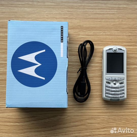 Motorola E398