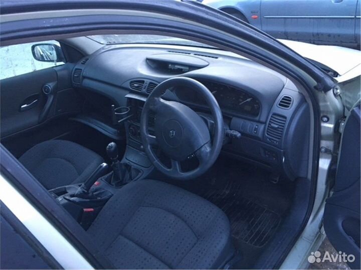 Разбор на запчасти Renault Laguna 2