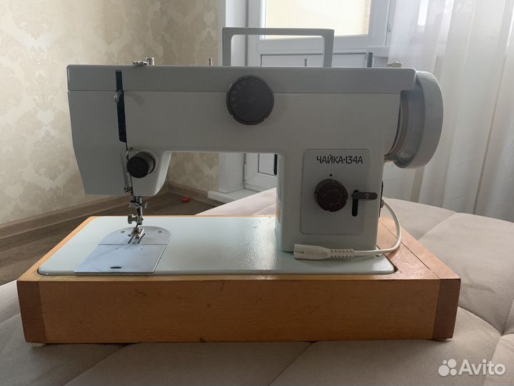 Швейная машинка чайка 134 а