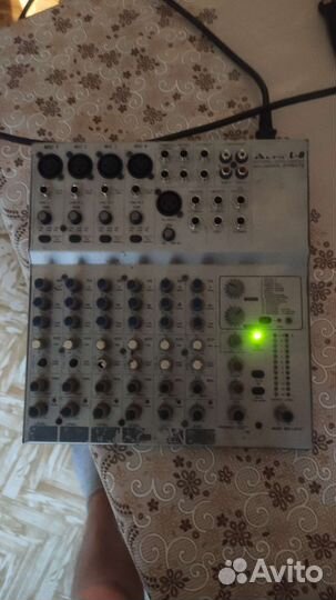 Микшерный пульт