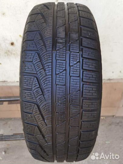 Pirelli Sottozero Winter 240 235/55 R18 104H