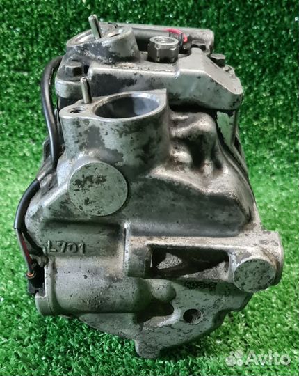 Компрессор кондиционера Mercedes-Benz Vito W639