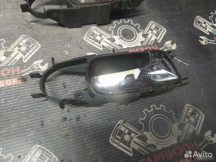 Ручка двери внутренняя Шевроле Лачетти