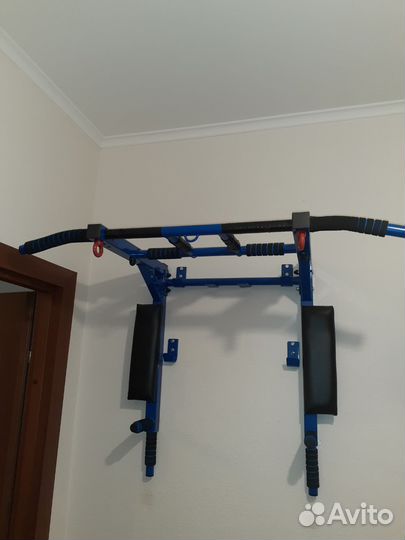 Турник настенный бу