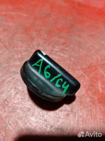 Тумблер отопителя Audi A6 седан 2.0I 1996