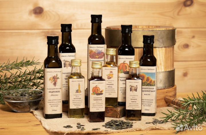 Сыродавленное настоящее чистое масло из бочонка