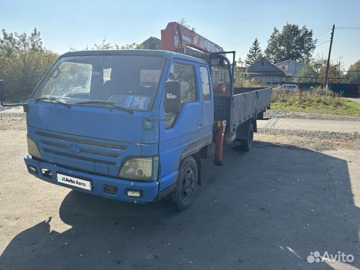 Бортовой грузовик BAW Fenix с КМУ UNIC, 2007