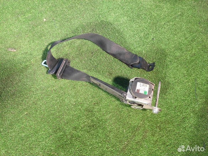 Ремень безопасности передний правый Opel Astra H