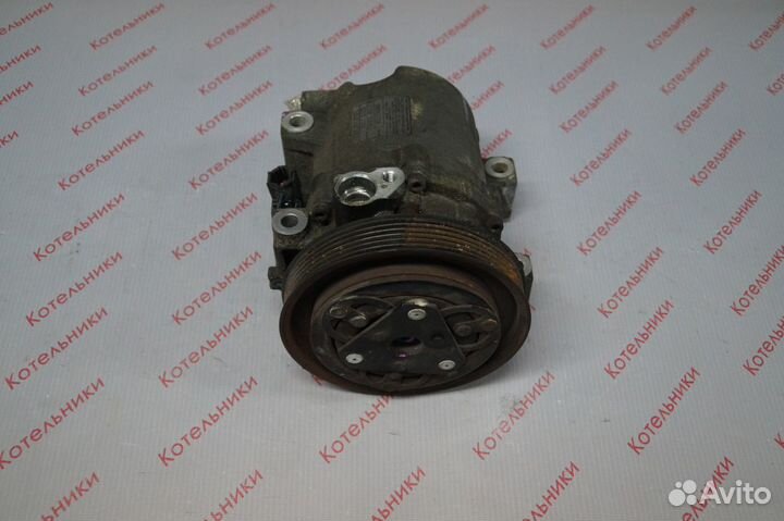 Nissan 92600-2J202 Компрессор кондиционера