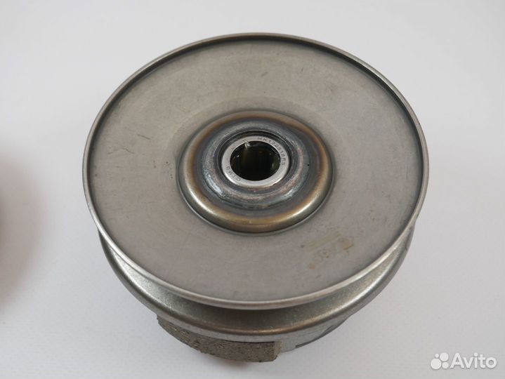 Вариатор задний в сборе (сцепление центробежное в