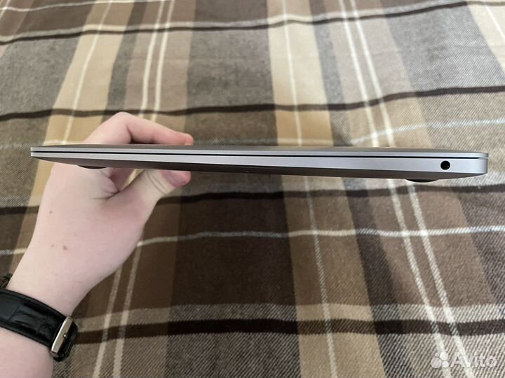 Apple MacBook air 13 retina 2020