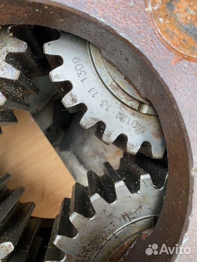 Бортовой редуктор