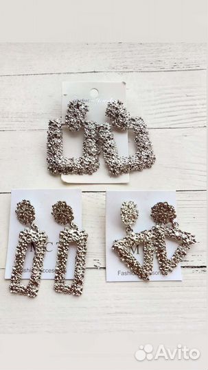 Серьги бижутерия