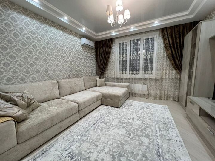 2-к. квартира, 54 м², 8/9 эт.
