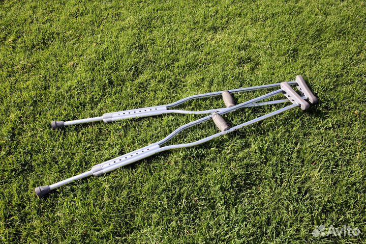 Костыли подмышечные регулируемые RiuCon1002