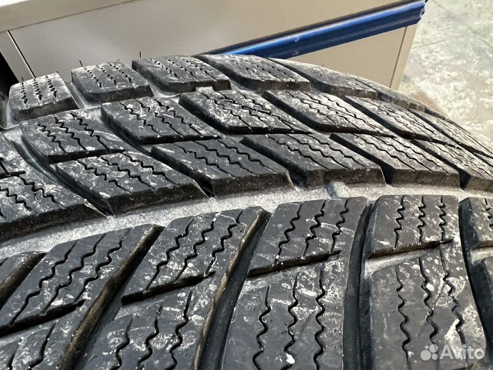 Horizon HW505 275/40 R20 и 315/35 R20