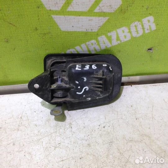 Ручка двери задней внутренняя правая бмв Е36