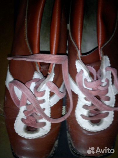 Лыжные советские ботинки + крепления + мазь+ палки