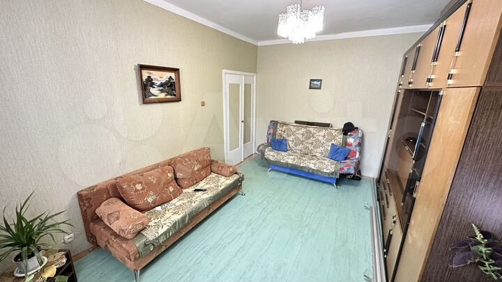 2-к. квартира, 54 м², 3/5 эт.