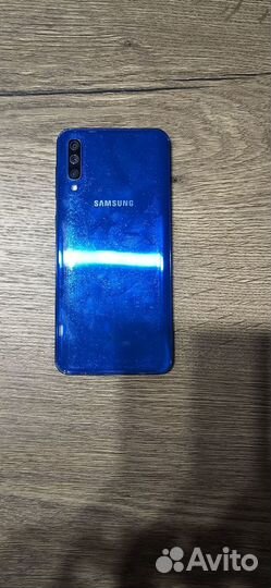 Samsung Galaxy A50, 4/64 ГБ