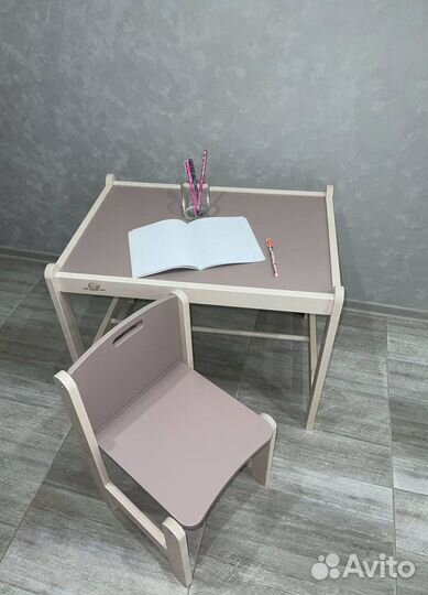 Столик и стульчик для детей деревянные (новый)