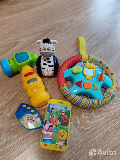 Развивающие игрушки пакетом