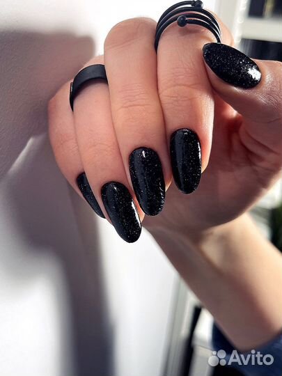 Приглашаем на маникюр