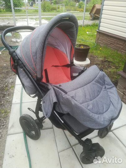 Детская коляска