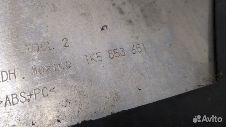 Решетка радиатора Volkswagen Jetta 5