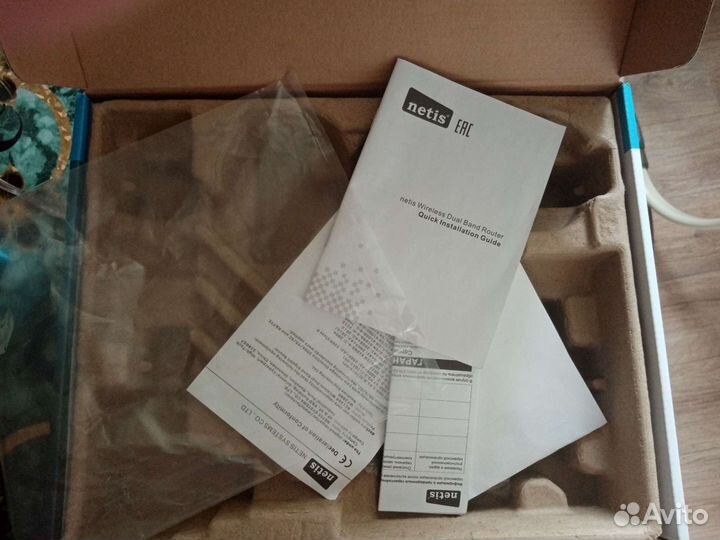 Wifi роутер netis WF2880