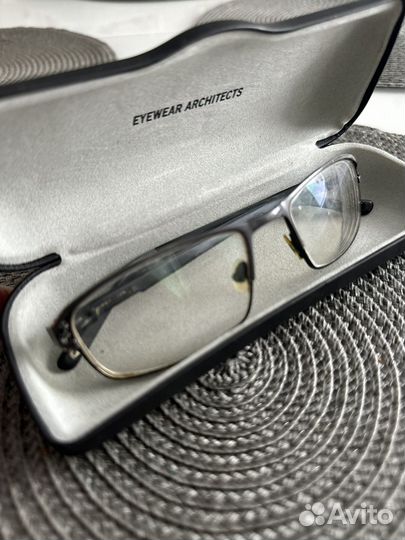 Футляр для очков