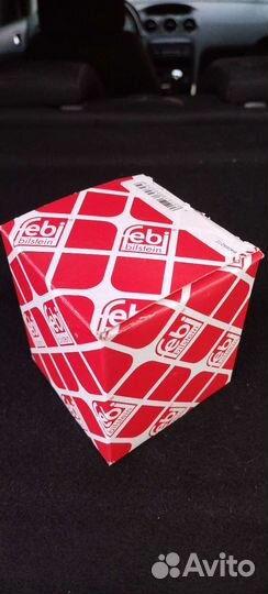 Продам опоры на задние стойки Пежо 308