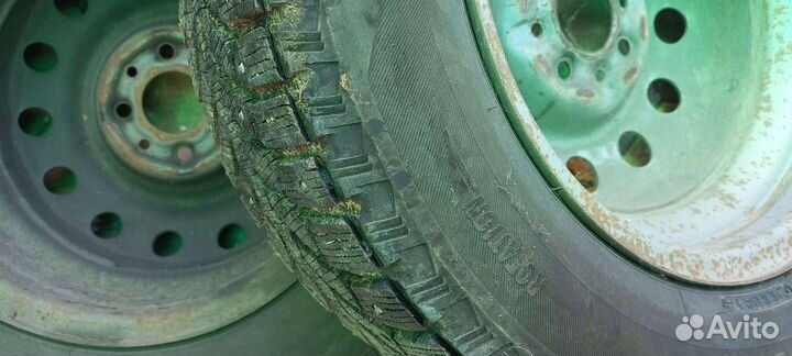 Bridgestone Blizzak Spike-02 175/70 R14 82