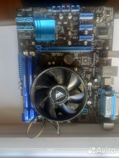 Материнская плата с процессором и памятью