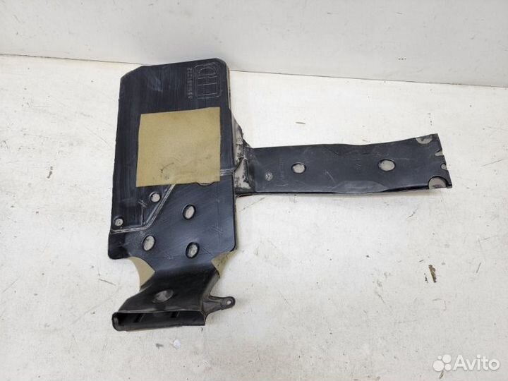 Воздуховод правый Mazda 3 BL 2008-2013