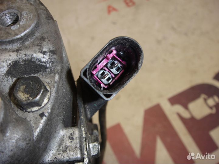 Компрессор кондиционера Volkswagen Transporter T5