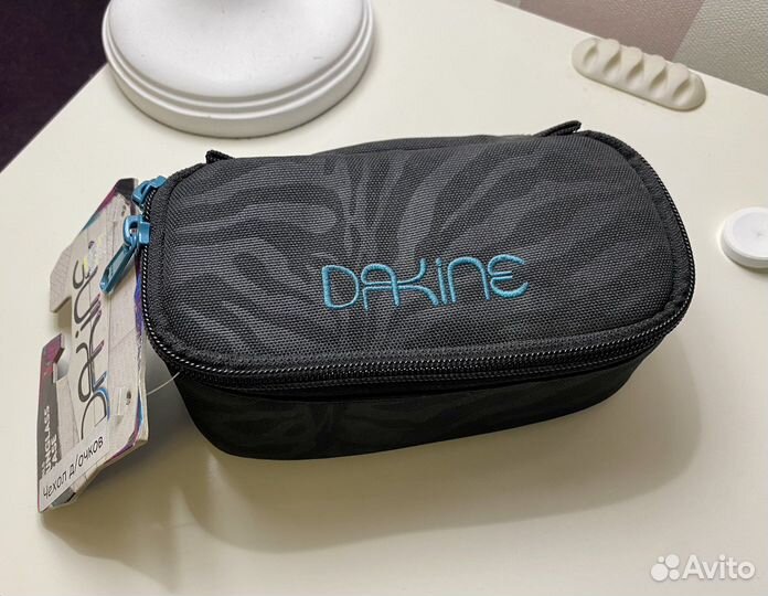 Чехол для очков Dakine