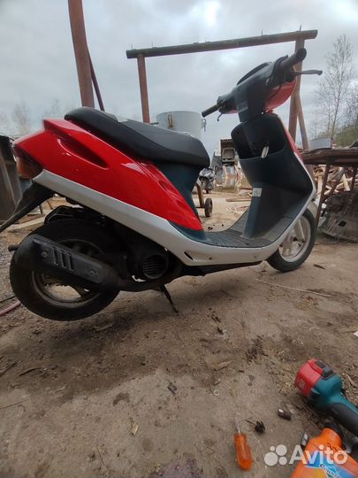 Скутер Honda dio