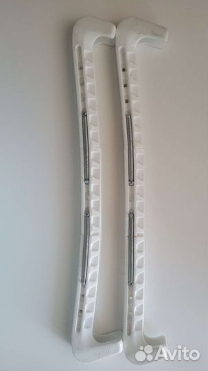 Чехлы для коньков (конькобежные)