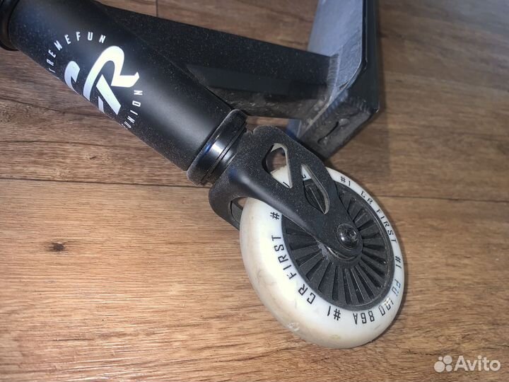 Трюковой самокат новый