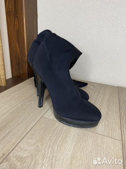 Сапоги женские осенние 36 размер новые