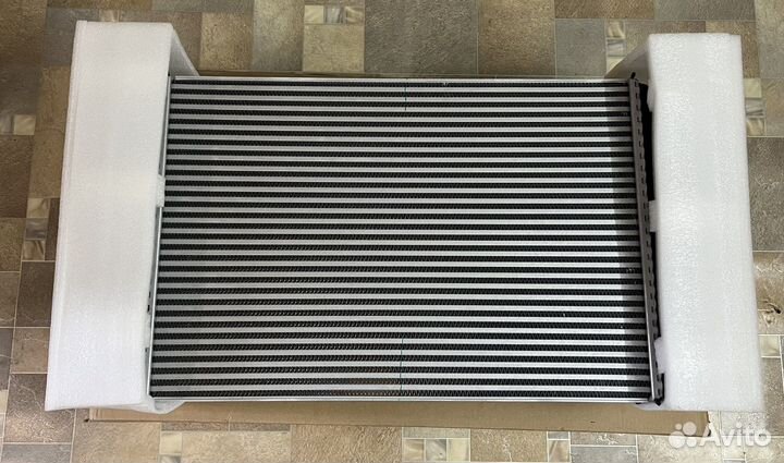 Радиатор охлаждения воздуха Haval H9