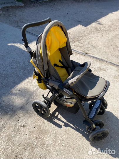 Прогулочная коляска