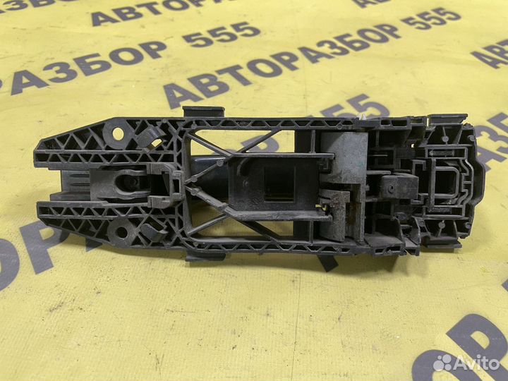 Ручка двери наружная задней правой VW Polo