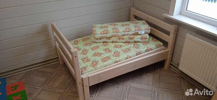 Кровать трансформер из массива раздвижная Соня