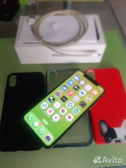 iPhone X, 64 ГБ