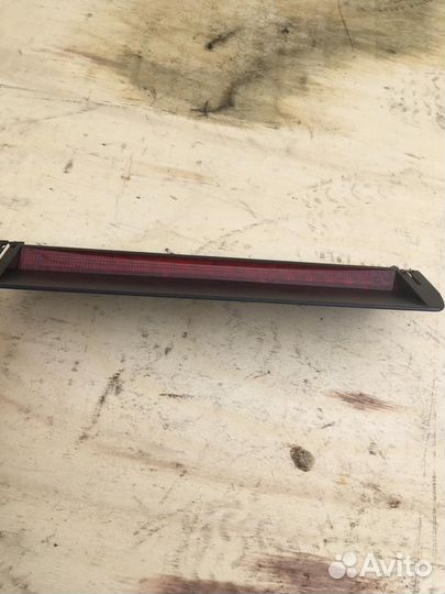 Дополнительный стоп сигнал Volkswagen Passat B6. B