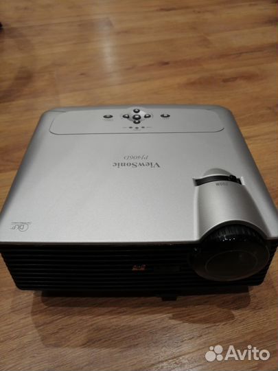 Продам проектор Viewsonic PJ406D