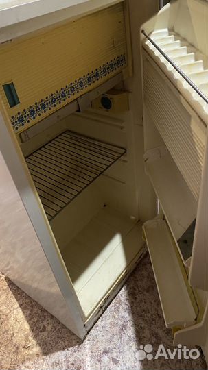 Продам холодильник рабочий