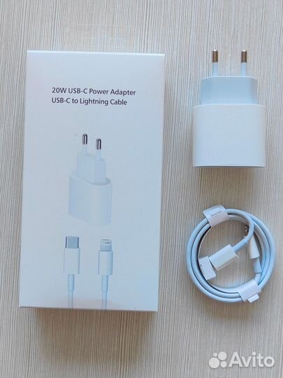 Зарядка на iPhone 20w